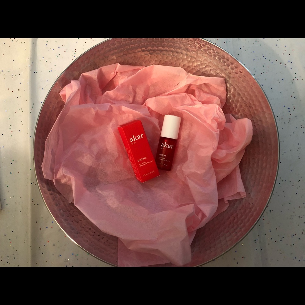 Akar skin restore eye serum